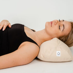 Poduszka BIG MEL dla osób z PROBLEMAMI Z ODCINKIEM SZYJNYM